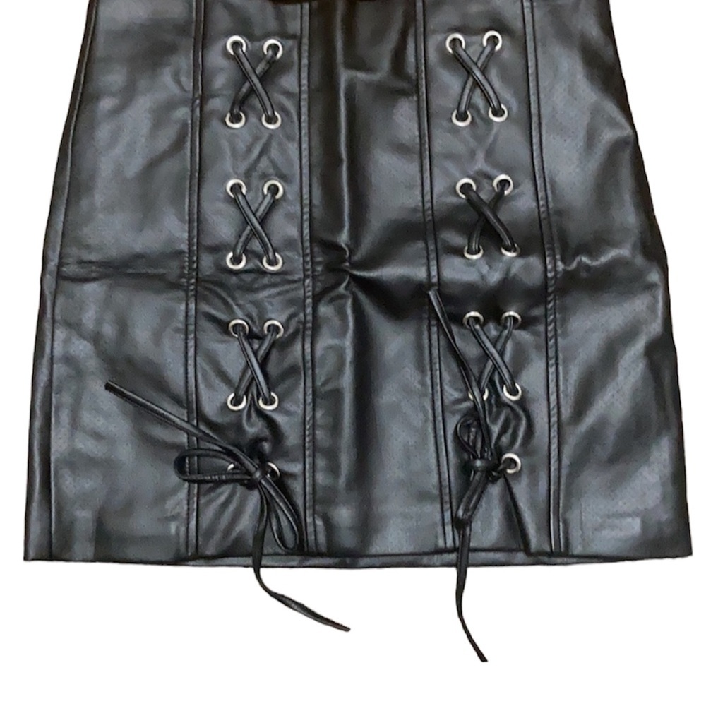 NWOT SHINESTAR FAUX LEATHER Gothic tie, front, dark academia mini SKIRT
